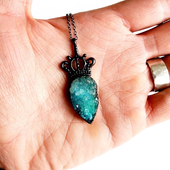 🆕 Blue Druzy Crown Necklace